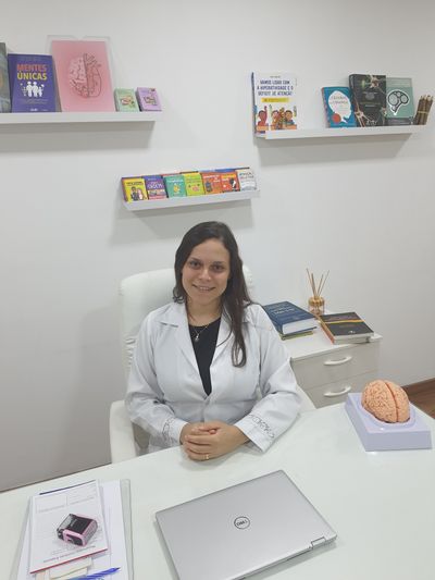 Dra. Raquel Antunes Fantin de Oliveira